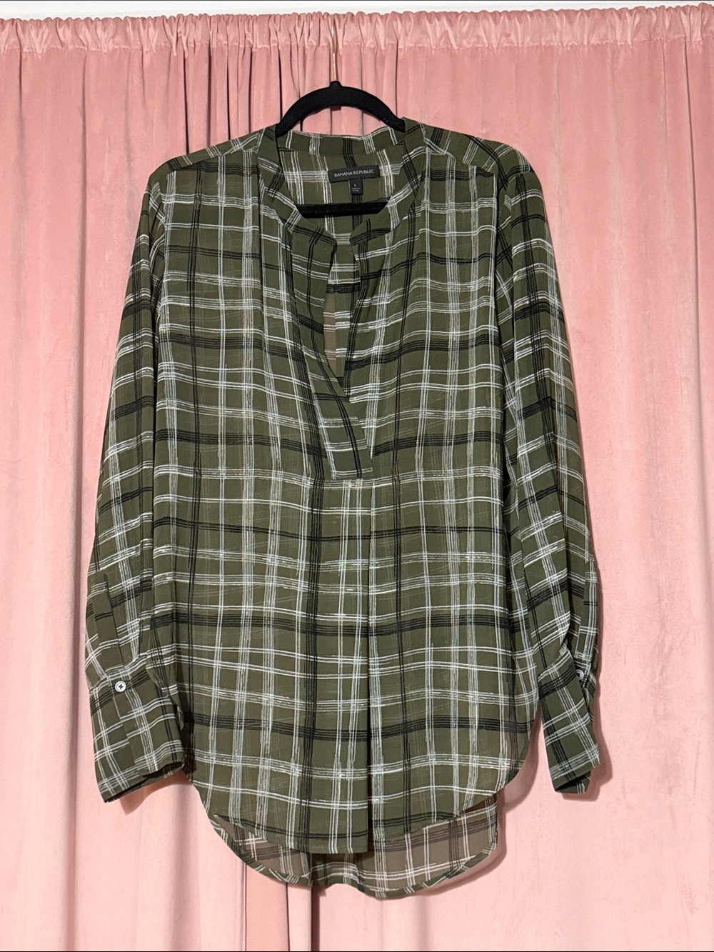Banana Republic Olive Green Plaid Men's Button-Down Shirt